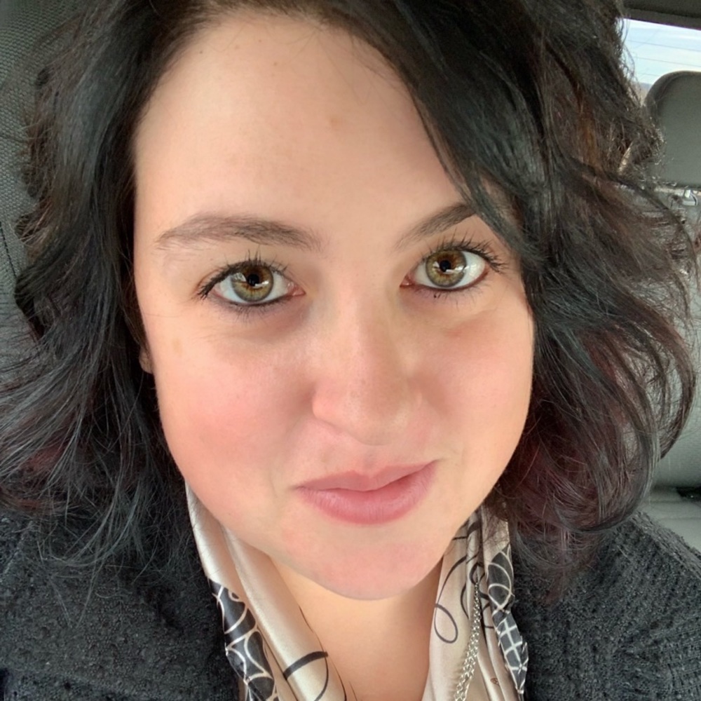 Meet your Posher, Andrea